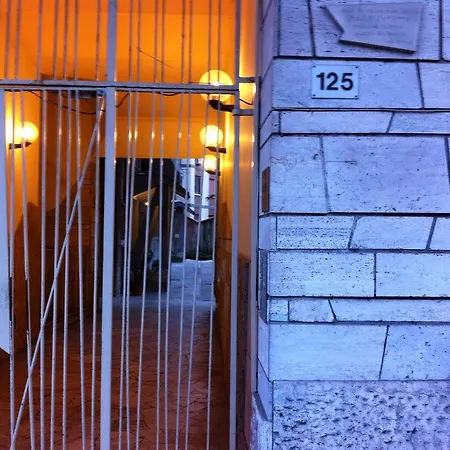 Vatican Balcony Ρώμη